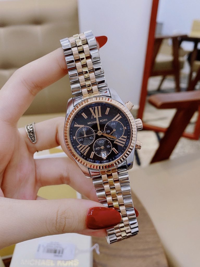 Đồng hồ fake cao cấp