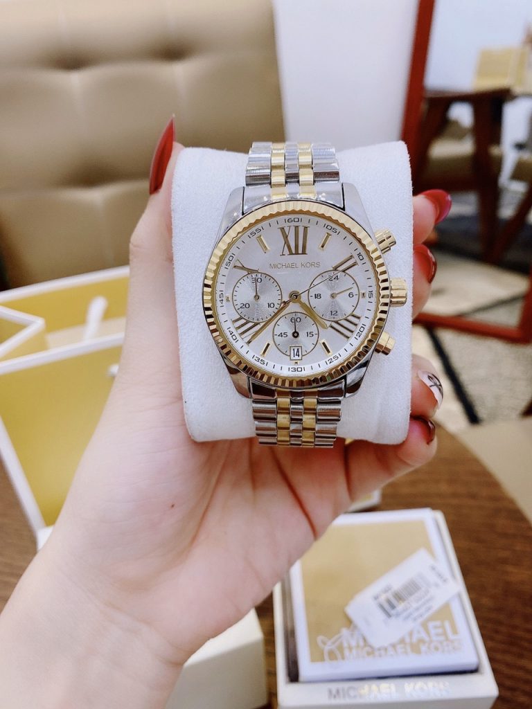 Đồng hồ fake cao cấp