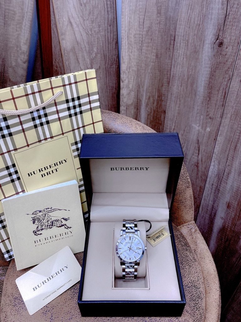 Đồng hồ Burberry