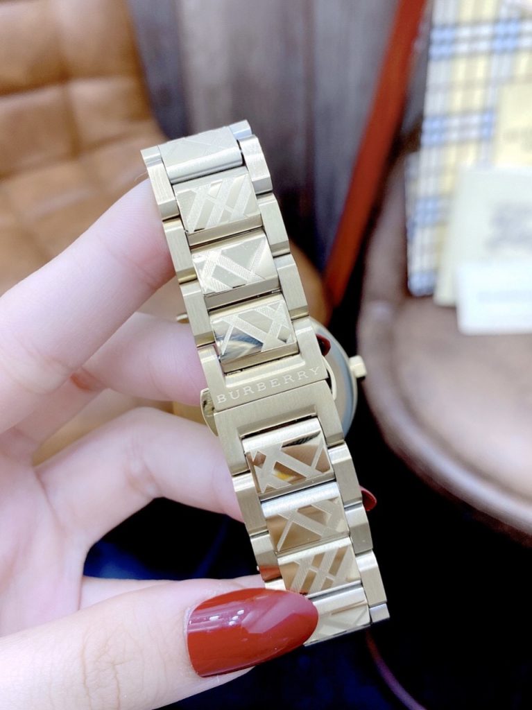 Đồng hồ Burberry nữ