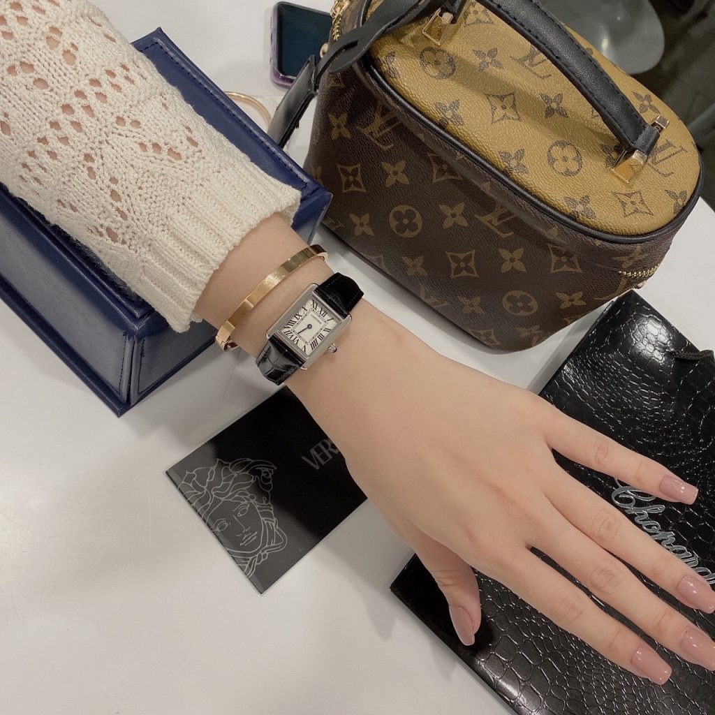 Đồng hồ Cartier