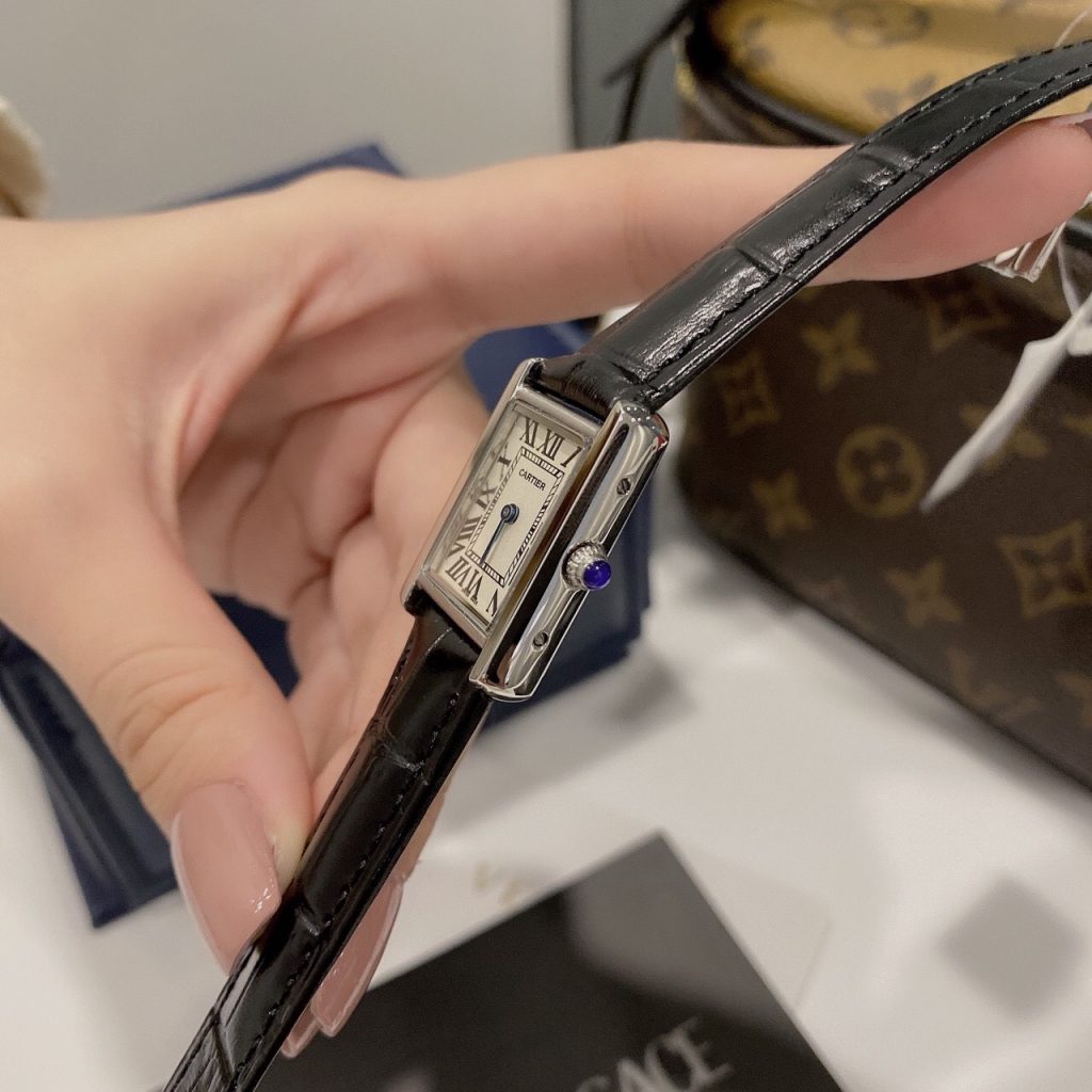 Đồng hồ Cartier giá rẻ