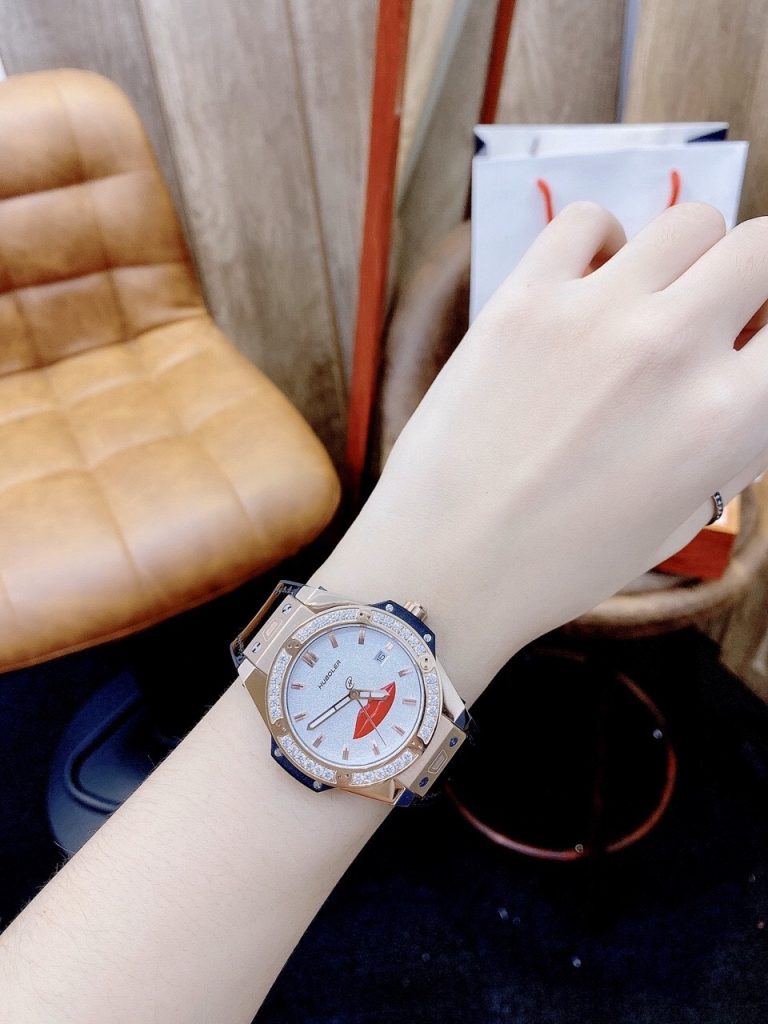 Đồng hồ Huboler