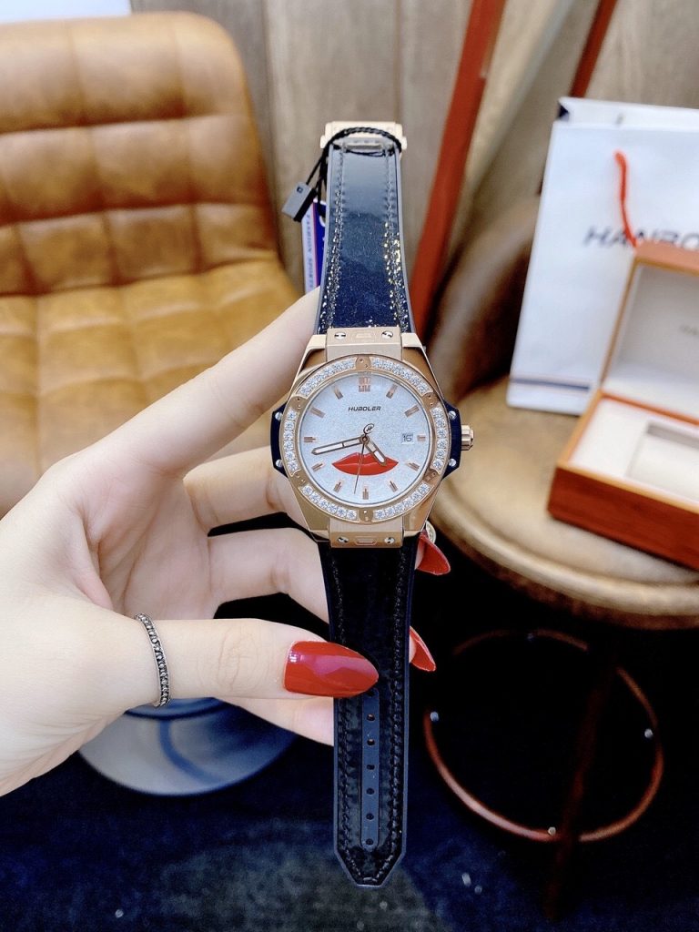 Đồng hồ Huboler nữ đính đá