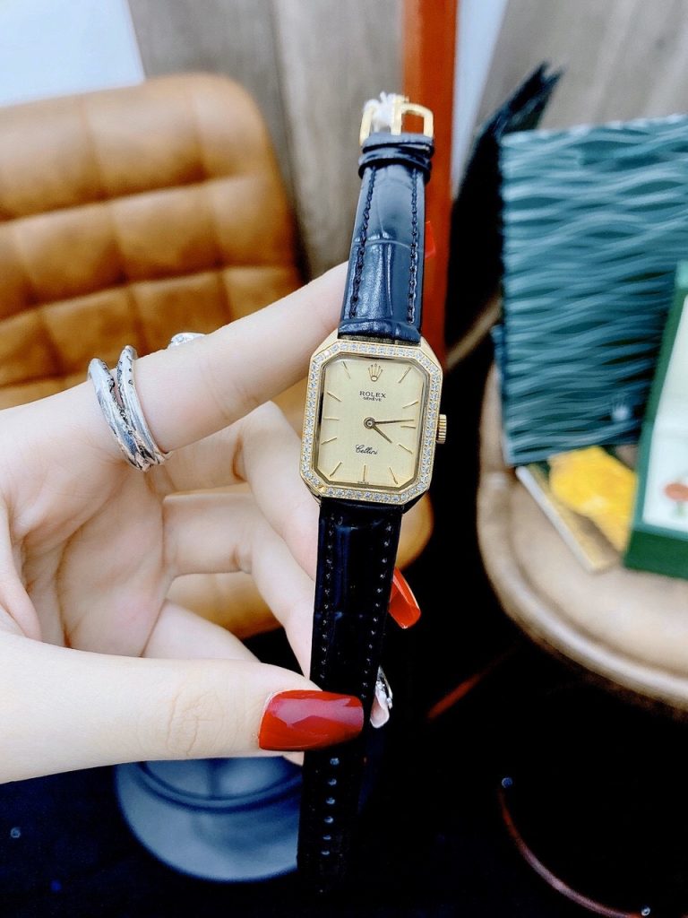 Đồng hồ Rolex giá rẻ