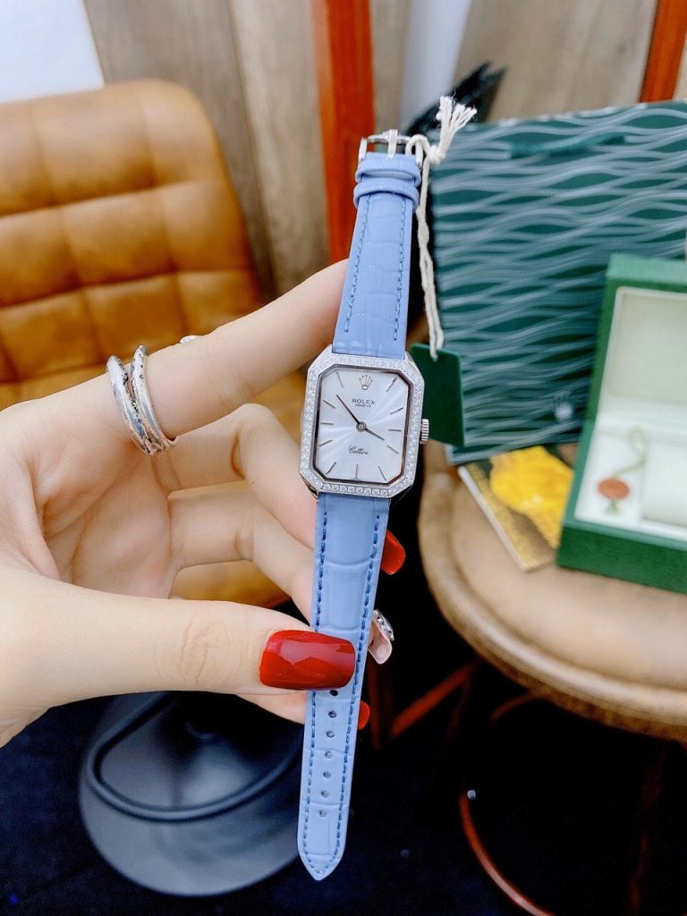 Đồng hồ Rolex nữ màu xanh
