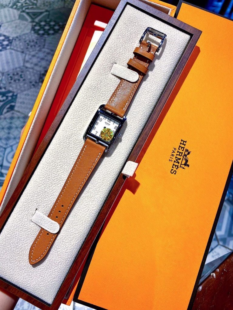 Đồng hồ Hermes dây da