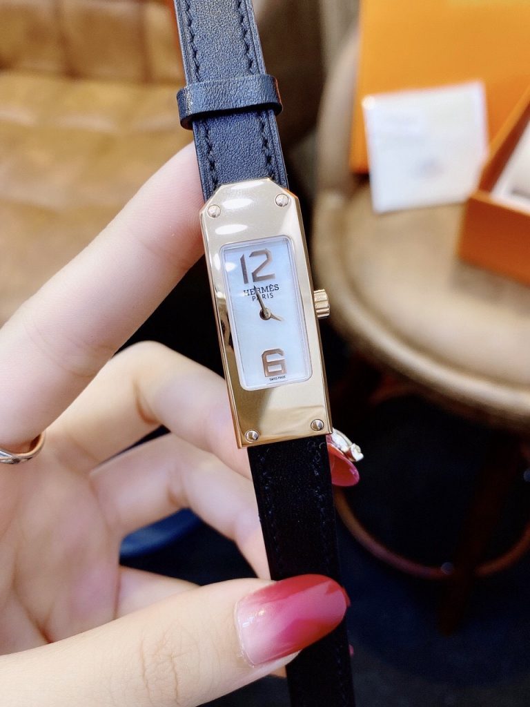 Đồng hồ Hermes nữ