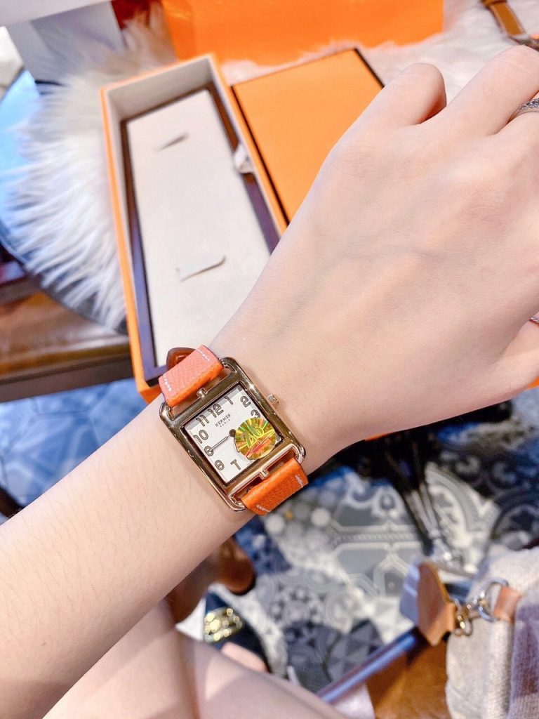 Đồng hồ Hermes nữ đẹp