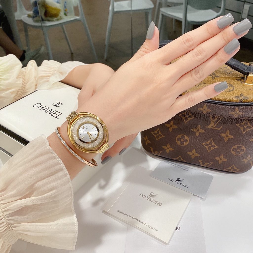 Đồng hồ Swarovski