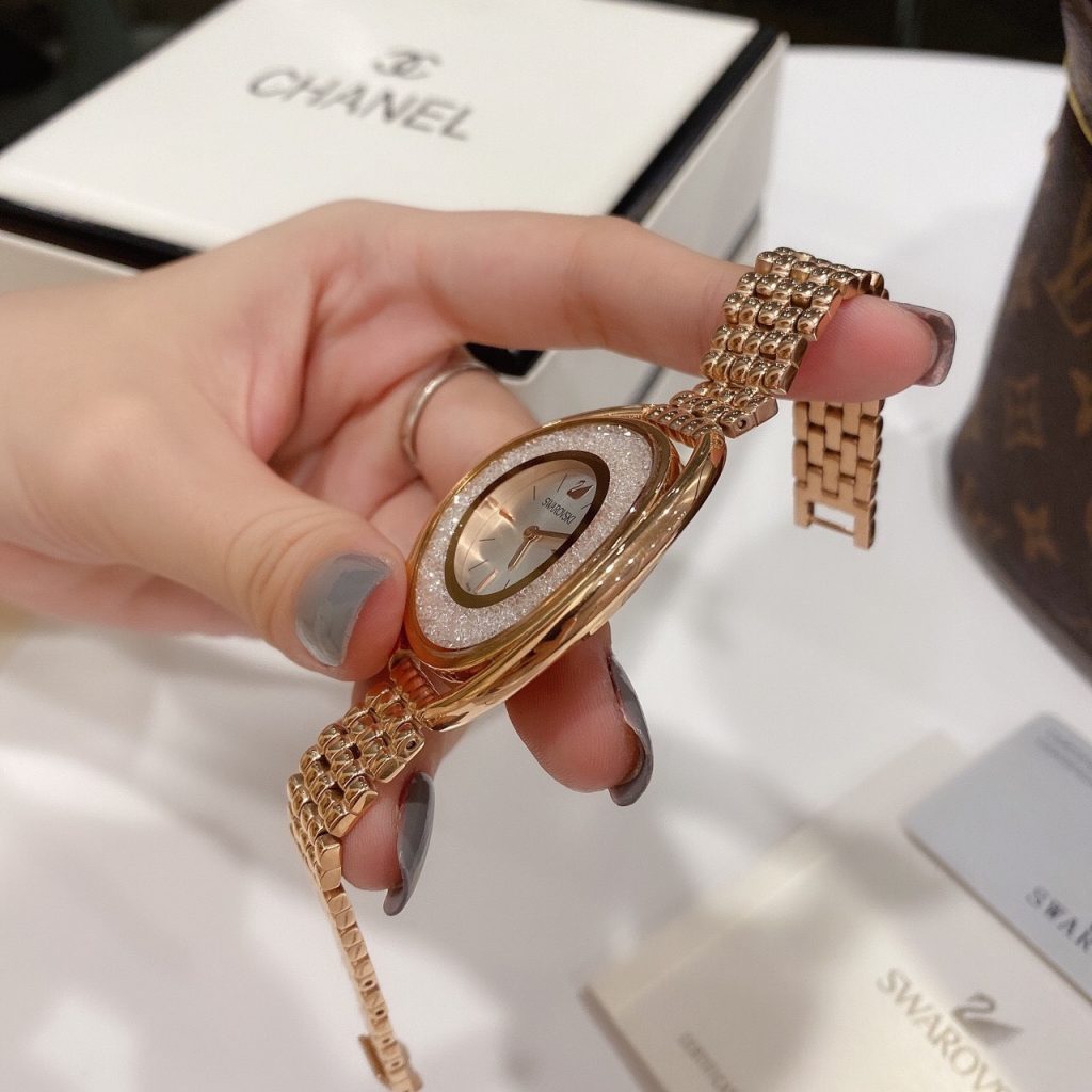Đồng hồ Swarovski nữ
