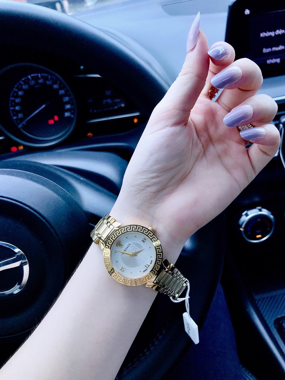 Đồng hồ Versace nữ siêu cấp Đồng hồ Versace nữ siêu cấp