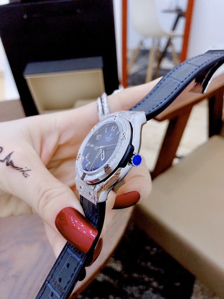 Đồng hồ hublot nữ