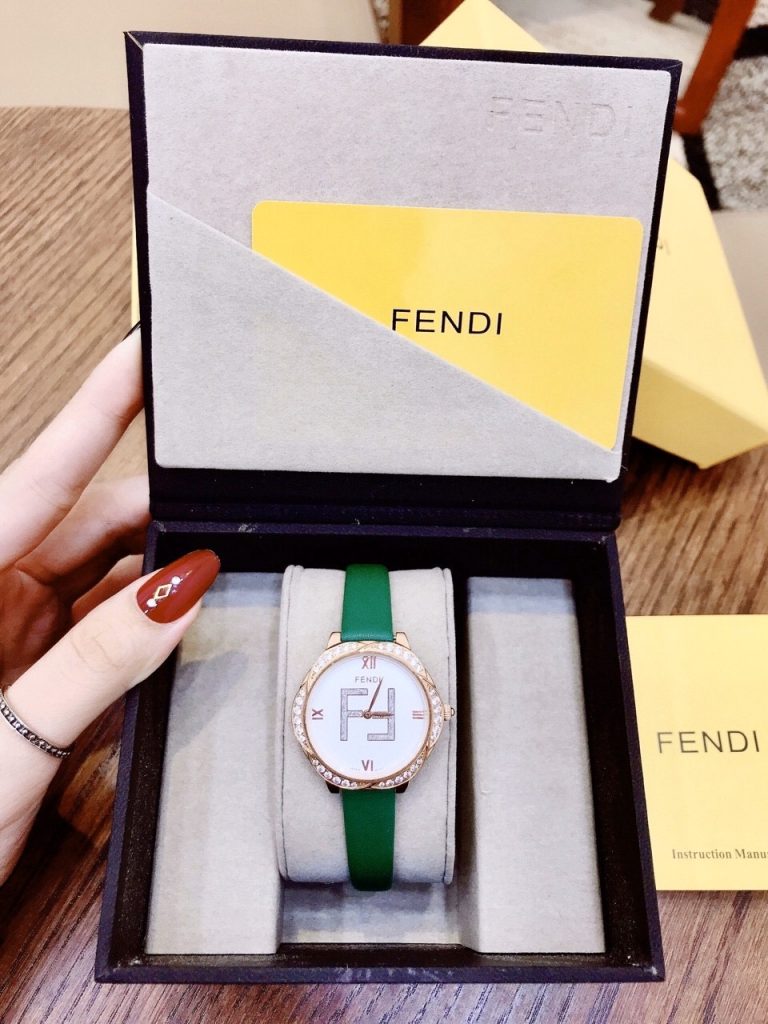 Đồng hồ Fendi nữ