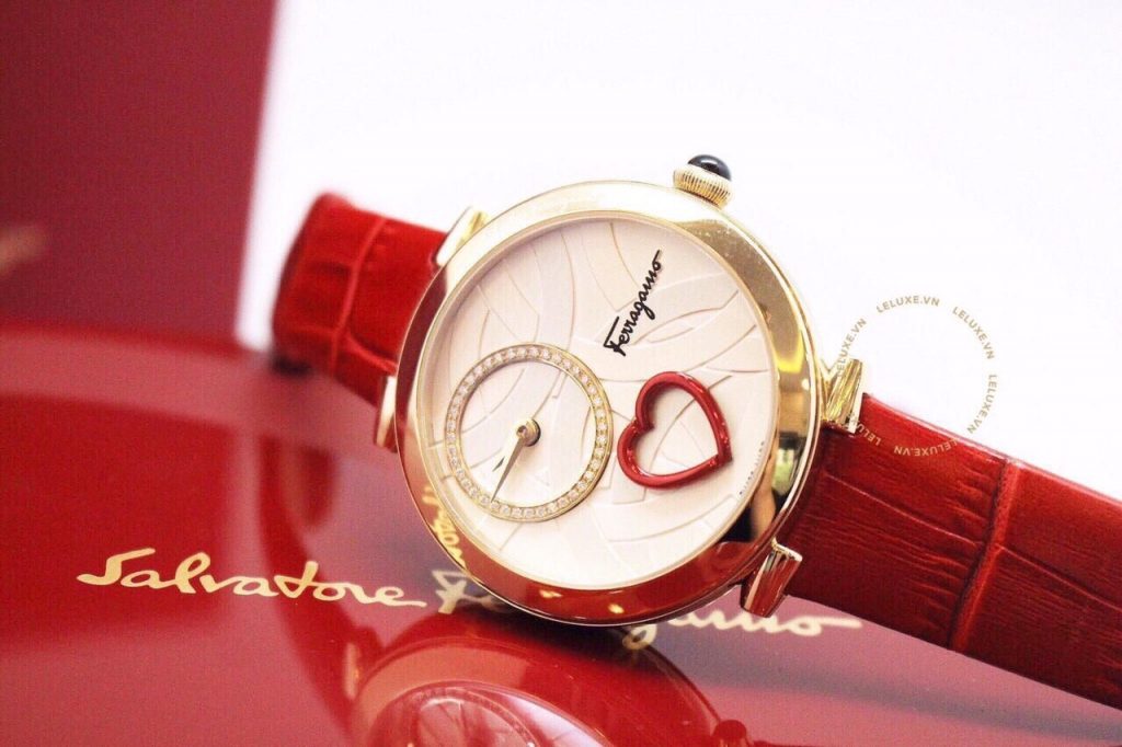 Đồng hồ Ferragamo nữ fake