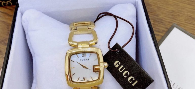 Đồng hồ Gucci