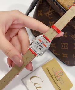 Đồng hồ Cartier nữ dây da màu đỏ