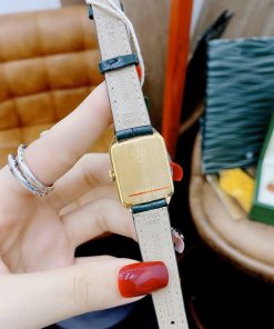 Đồng hồ Rolex nữ mặt chữ nhật