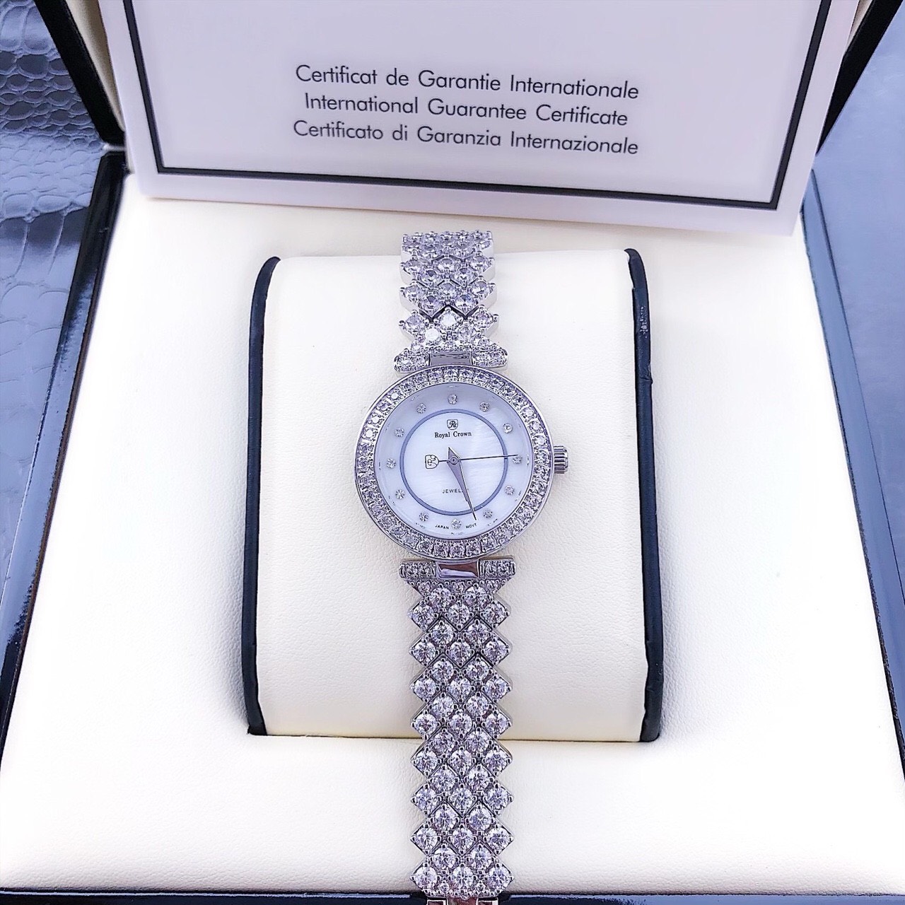 Đồng hồ Royal Crown Đồng hồ Royal Crown