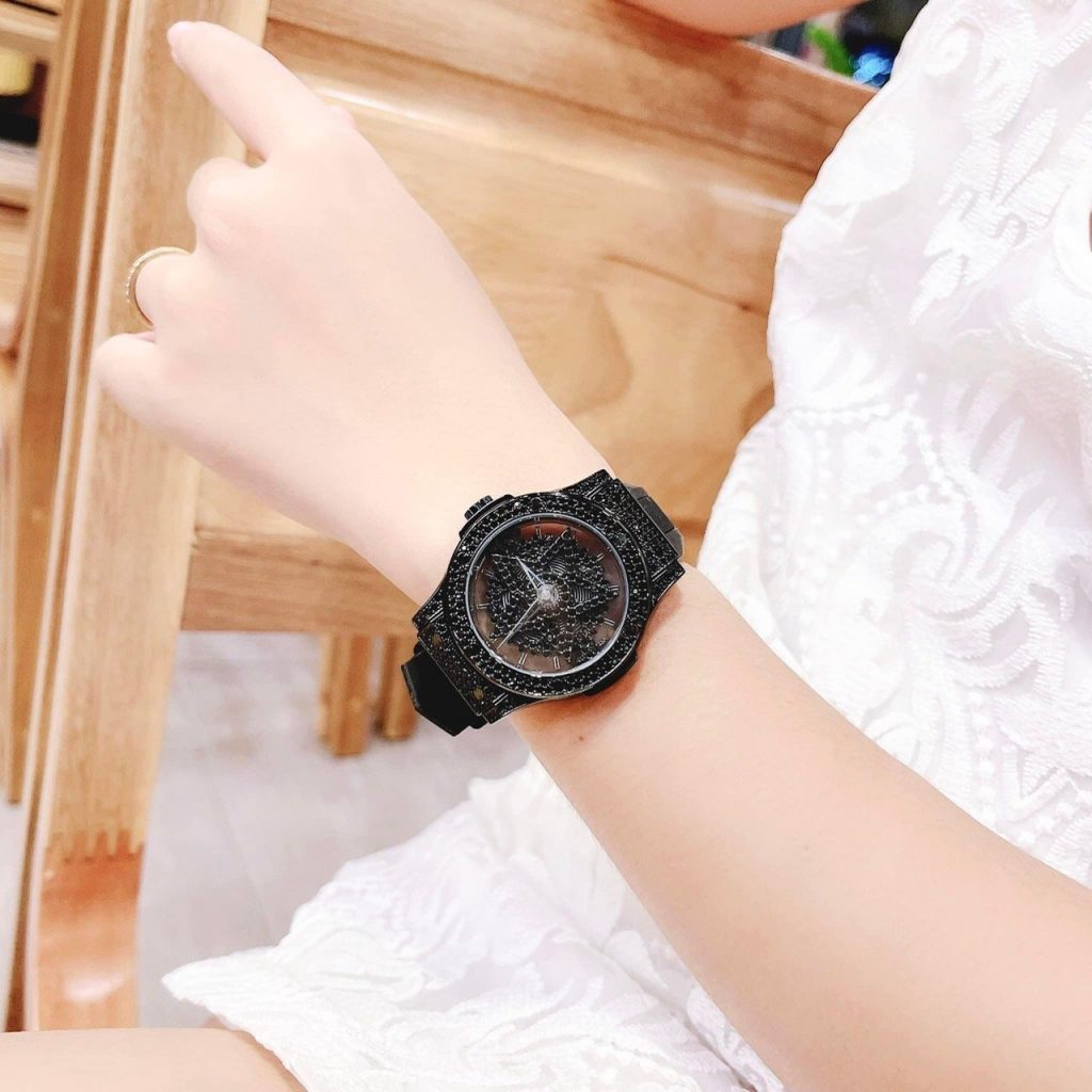 Đồng hồ Davena nữ chính hãng 31669 màu đen mặt đá xoay (1)