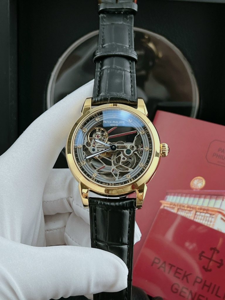 Đồng hồ Patek Philippe cơ lộ máy
