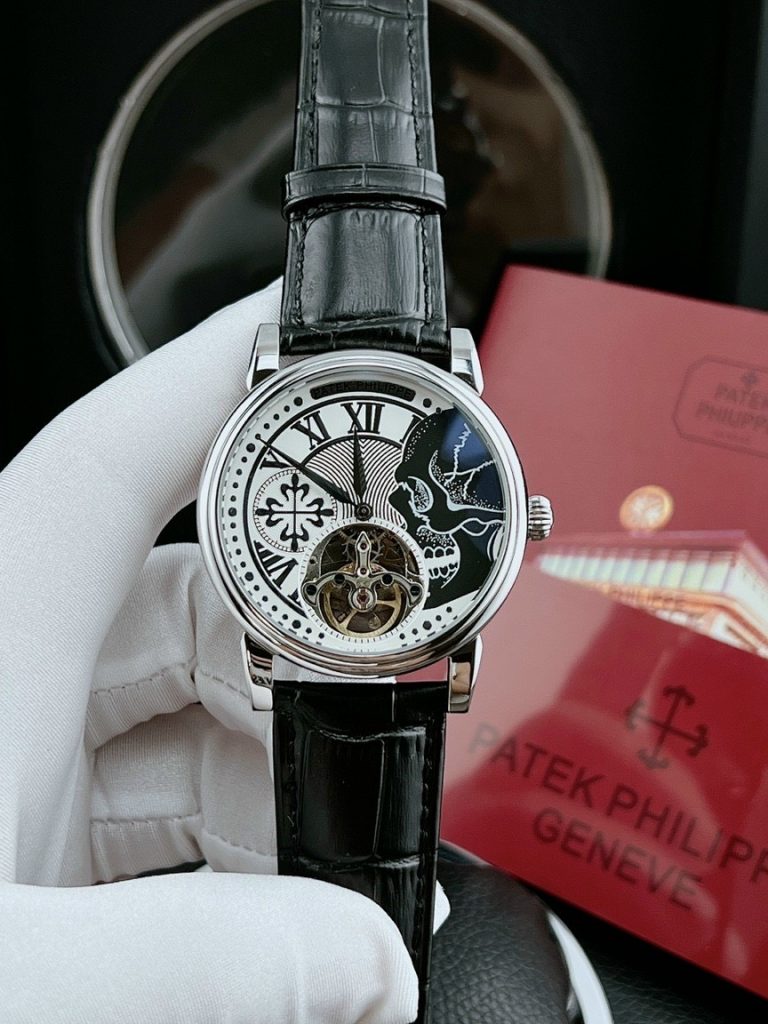 Đồng hồ Patek Philippe cơ lộ máy