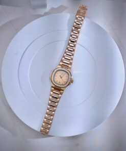 Đồng hồ Patek Philippe nữ Nautilus rose gold mặt vuông đính đá Fake cao cấp 32mm