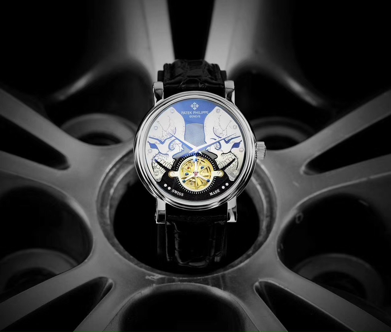 Đồng hồ Patek Philippe cơ lộ máy Đồng hồ Patek Philippe cơ lộ máy