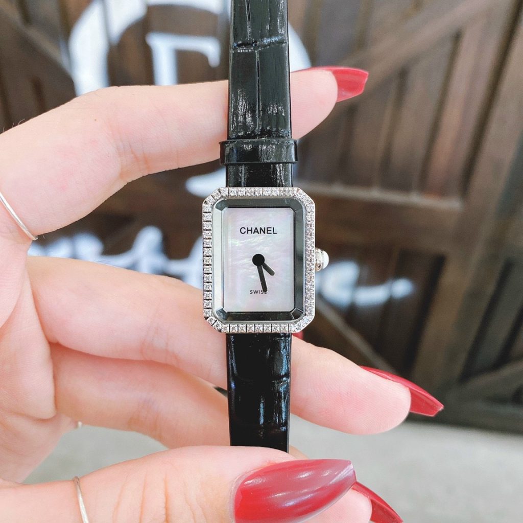 Đồng hồ Chanel nữ