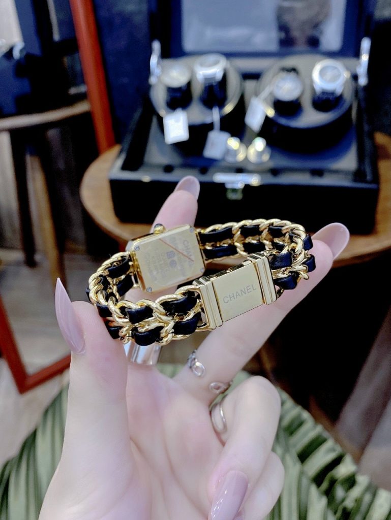 Đồng hồ Chanel nữ siêu cấp