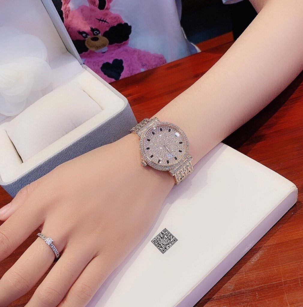 Đồng hồ Davena D61618