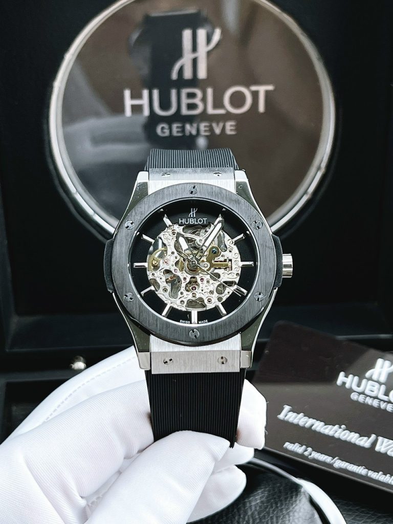 Đồng hồ Hublot Skeleton Automatic