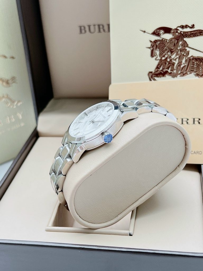 Đồng hồ Burberry Fake cao cấp