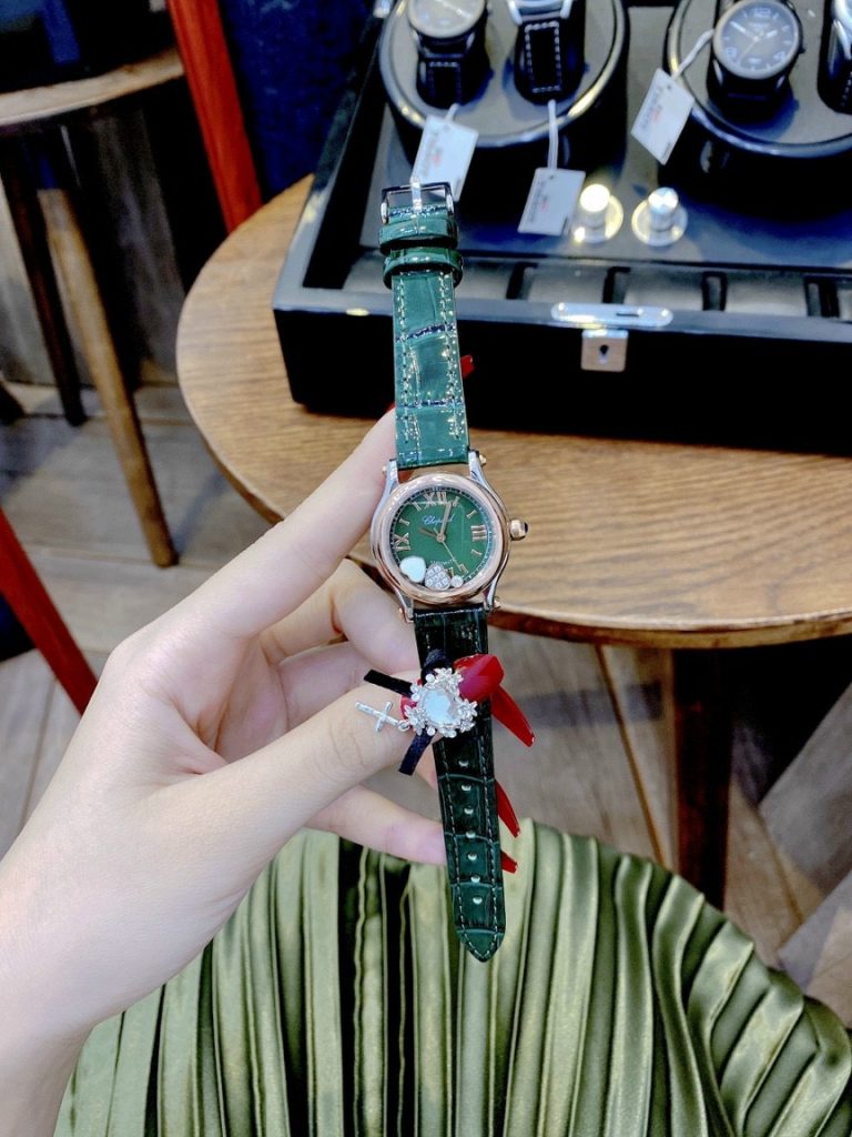 Đồng hồ Chopard nữ dây da màu xanh lá cây