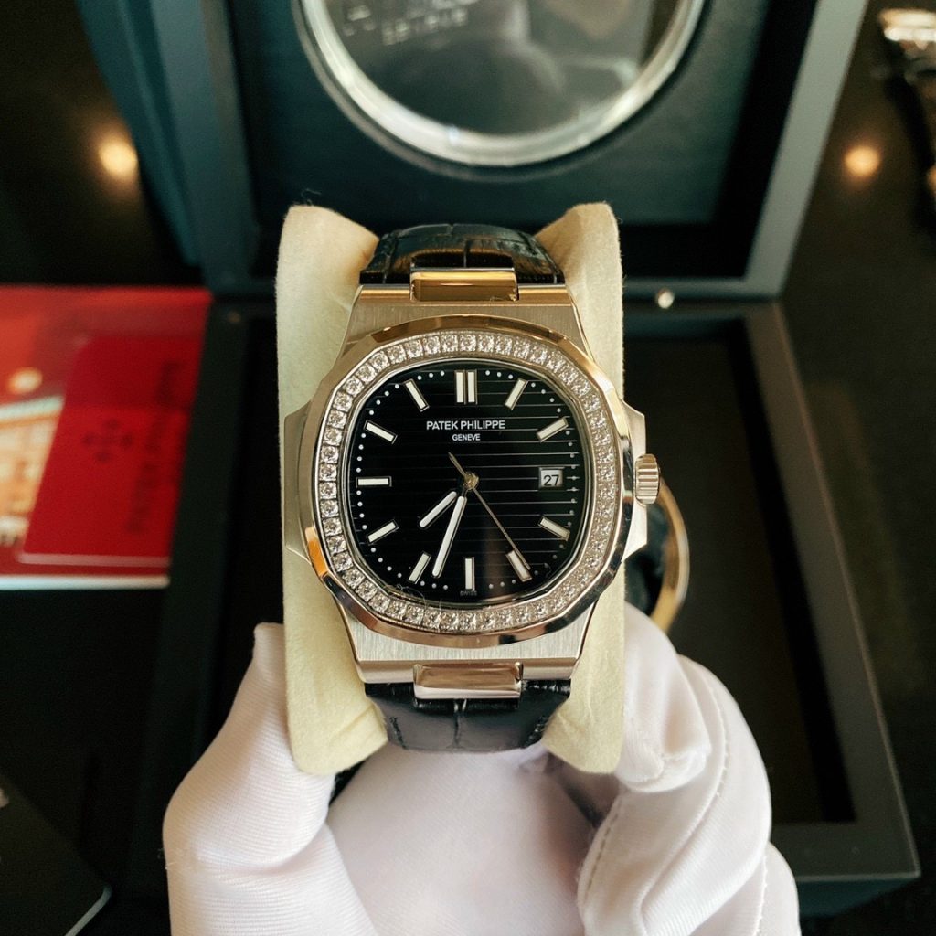Đồng hồ Patek Philippe nautilus