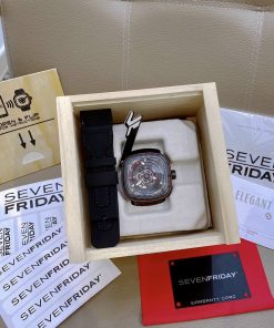 Đồng hồ SevenFriday fake