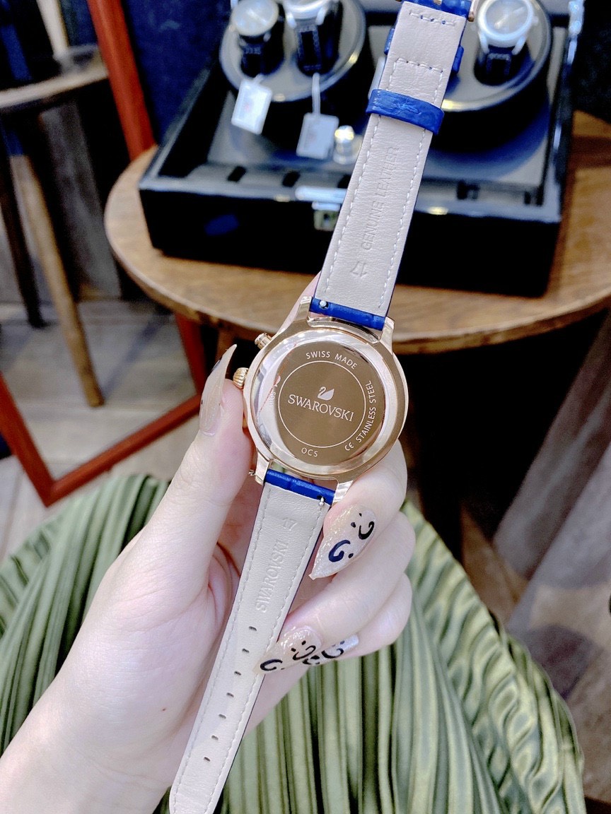 Đồng hồ Swarovski giá rẻ Đồng hồ Swarovski giá rẻ