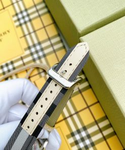 Đồng hồ cặp dây da Burberry