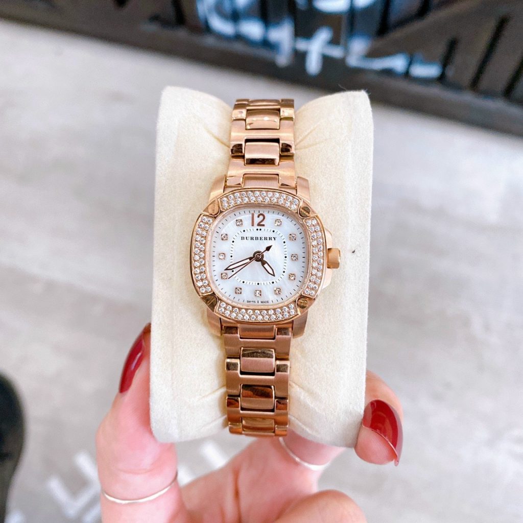 Đồng hồ Burberry