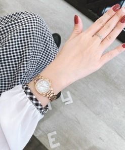 Đồng hồ Burberry nữ đính đá