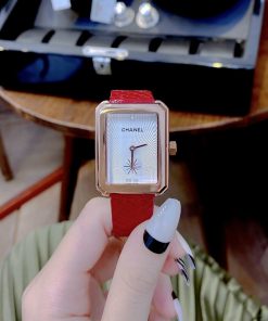 Đồng hồ Chanel nữ dây da