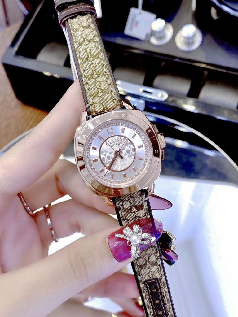Đồng hồ Coach nữ dây da
