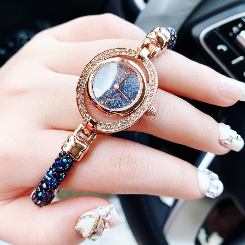 Đồng hồ Davena chính hãng xách tay