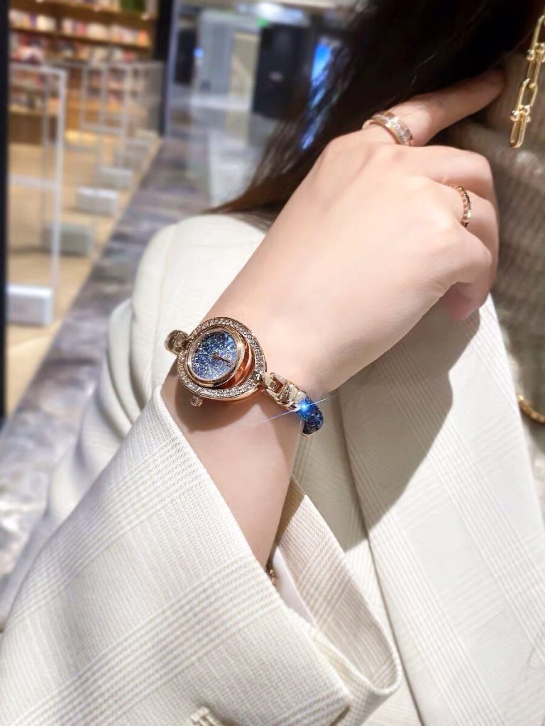 Đồng hồ Davena nữ đính đá