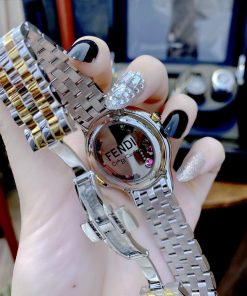 Đồng hồ Fendi nữ dây kim loại