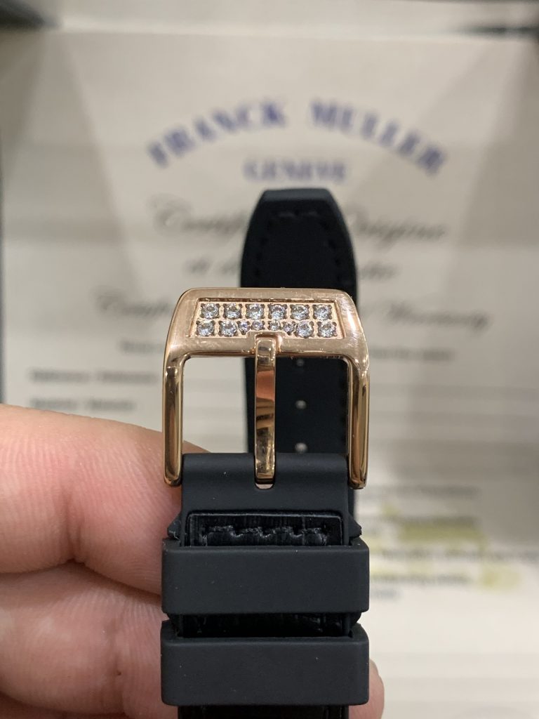 Đồng hồ Franck Muller đính kim cương nhân tạo