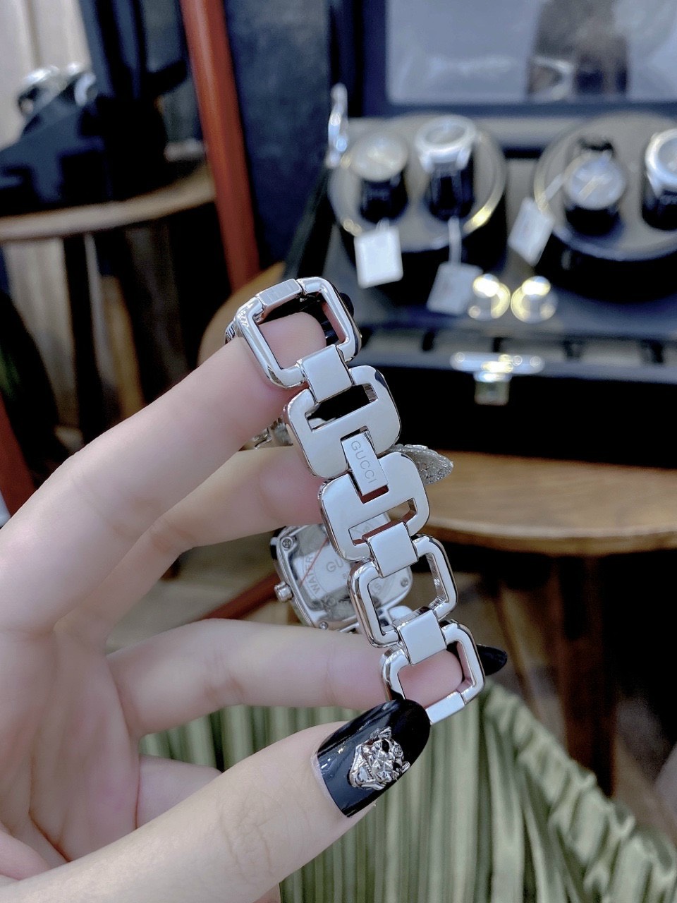 Đồng hồ Gucci giá rẻ Đồng hồ Gucci giá rẻ