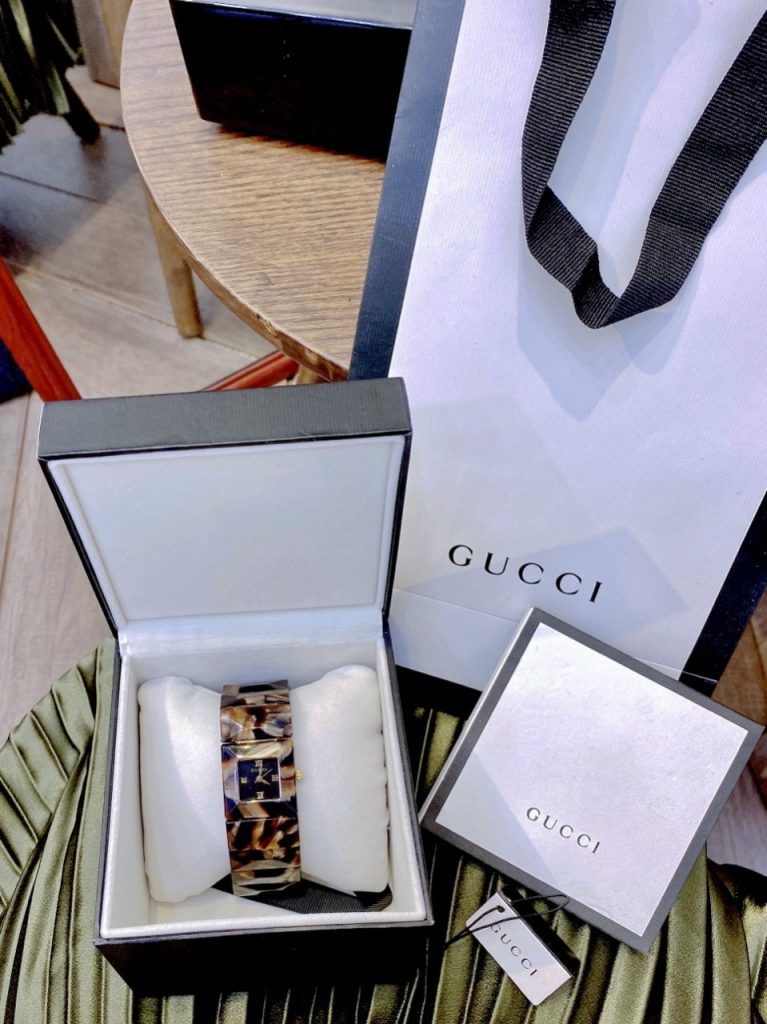 Đồng hồ Gucci nữ