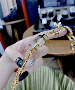 Đồng hồ Gucci nữ giá rẻ