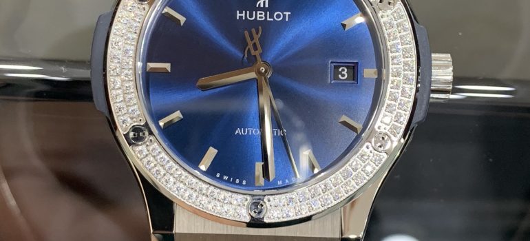 Đồng hồ Hublot